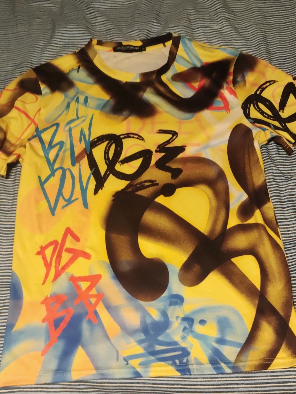 Dolce & Gabbana Yellow Multicolor Graffiti Print Tee